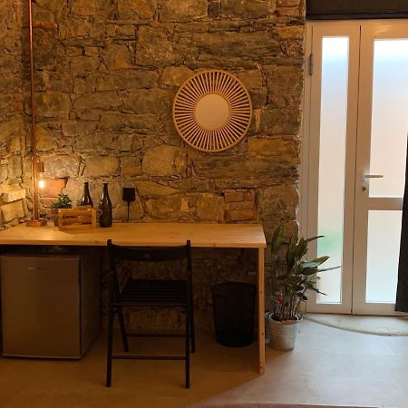 Rock & Wood - Apartment & Room La Spezia Luaran gambar