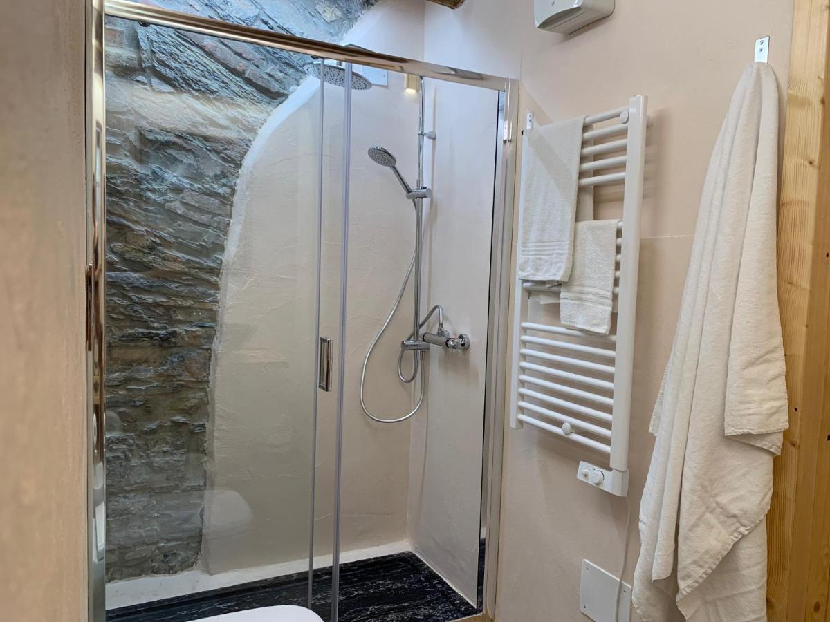 Rock & Wood - Apartment & Room La Spezia Luaran gambar