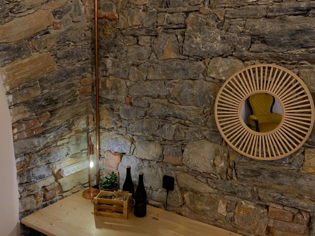 Rock & Wood - Apartment & Room La Spezia Luaran gambar