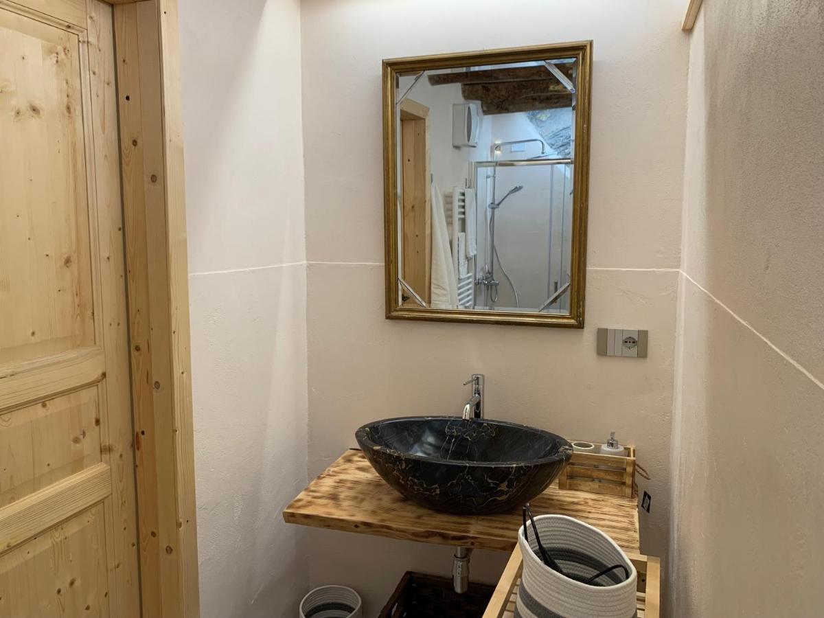Rock & Wood - Apartment & Room La Spezia Luaran gambar