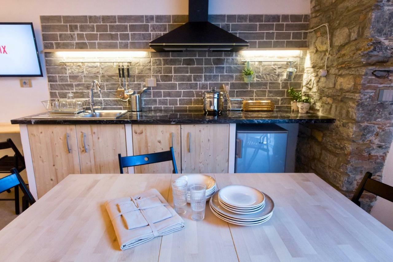 Rock & Wood - Apartment & Room La Spezia Luaran gambar