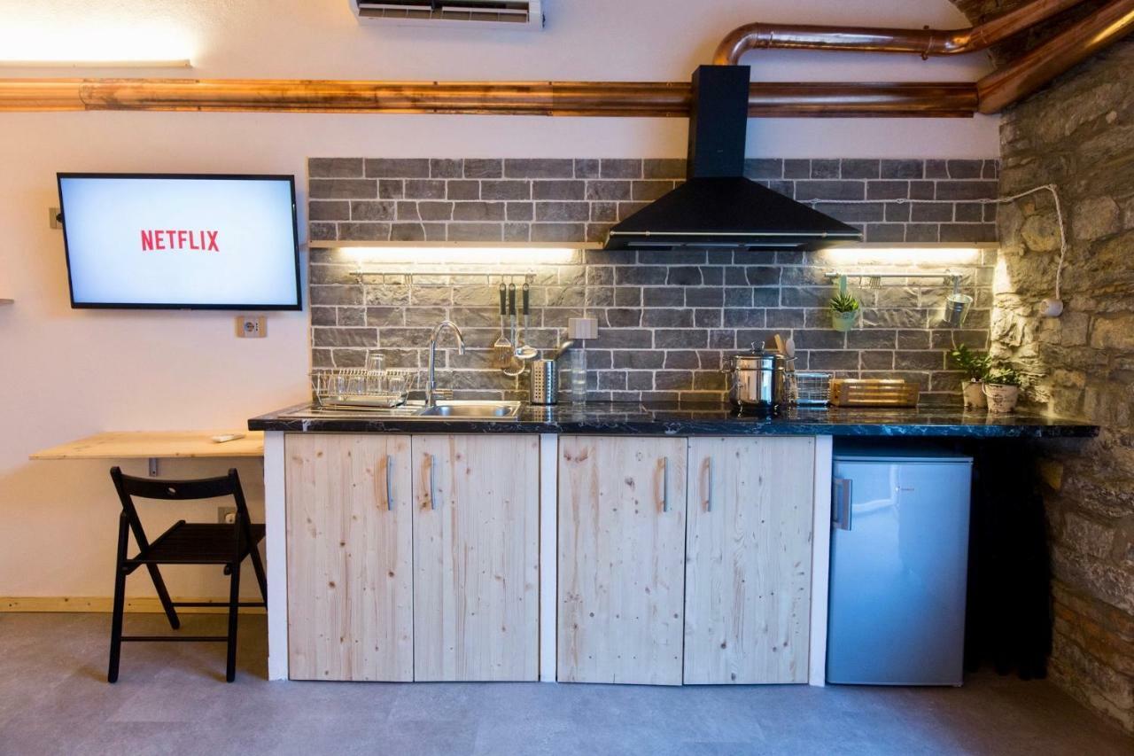 Rock & Wood - Apartment & Room La Spezia Luaran gambar