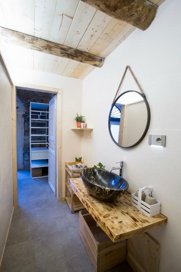 Rock & Wood - Apartment & Room La Spezia Luaran gambar