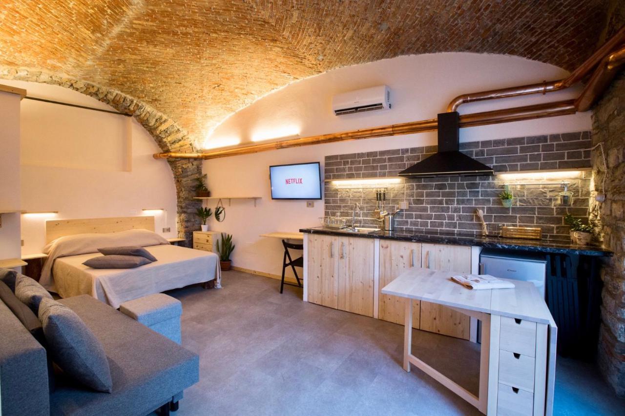 Rock & Wood - Apartment & Room La Spezia Luaran gambar